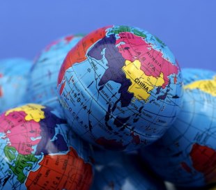 Международные отношения